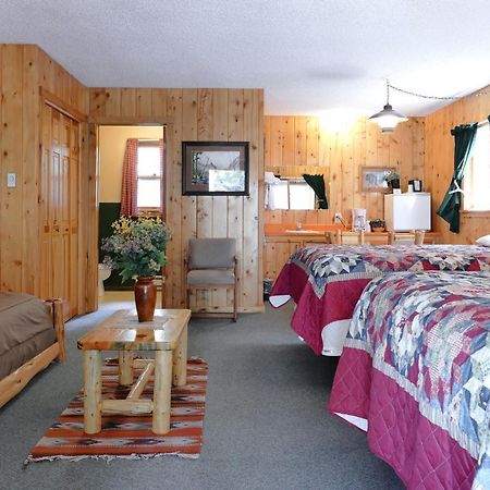 Готель Bill Cody Ranch Екстер'єр фото