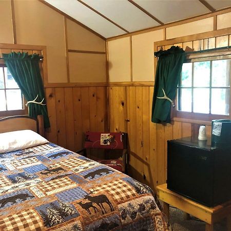 Готель Bill Cody Ranch Екстер'єр фото