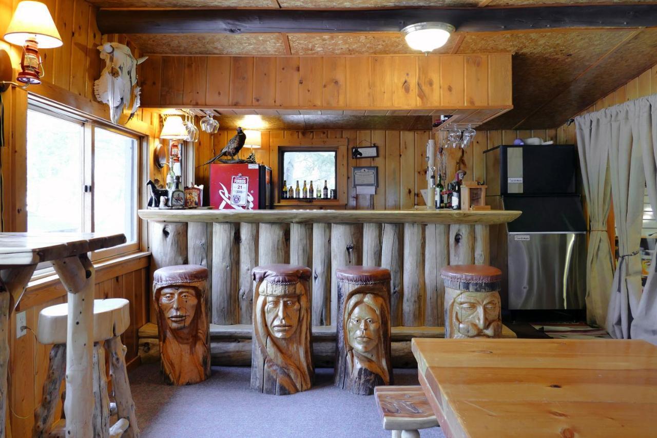 Готель Bill Cody Ranch Екстер'єр фото
