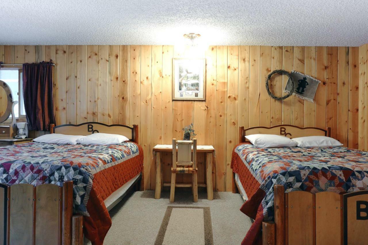Готель Bill Cody Ranch Екстер'єр фото